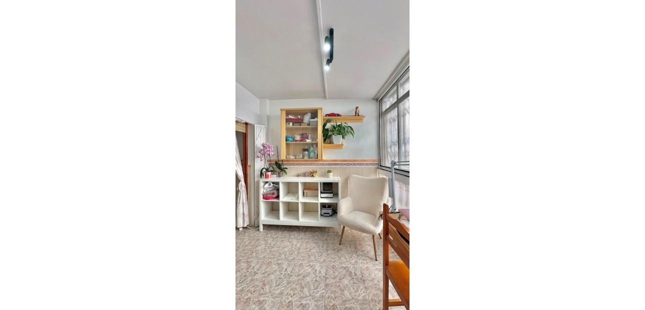 Venta - Apartamento / piso -
Torrevieja - Estacion de autobuses