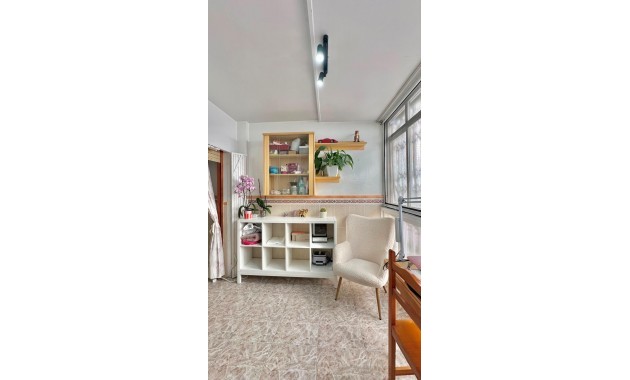 Venta - Apartamento / piso -
Torrevieja - Estacion de autobuses