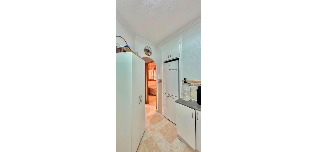 Venta - Apartamento / piso -
Torrevieja - Estacion de autobuses