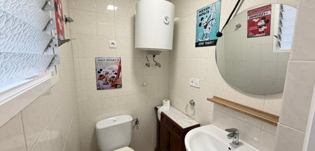 Herverkoop - Appartement / flat -
Torrevieja - Estacion de autobuses