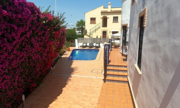 Sale - Detached Villa -
Algorfa - La Finca Golf Resort