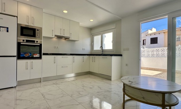 Sale - Townhouse -
Orihuela Costa - Los Balcones