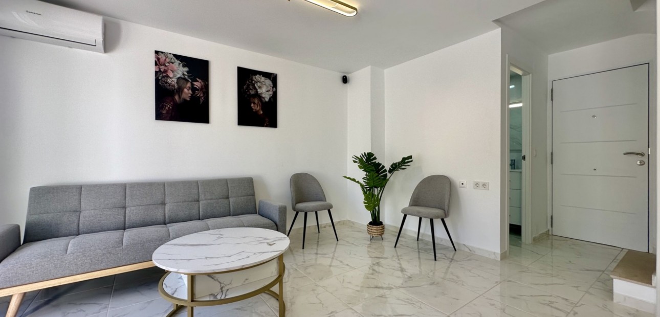 Sale - Townhouse -
Orihuela Costa - Los Balcones