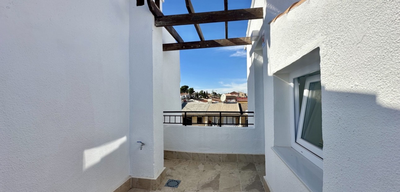 Sale - Townhouse -
Orihuela Costa - Los Balcones