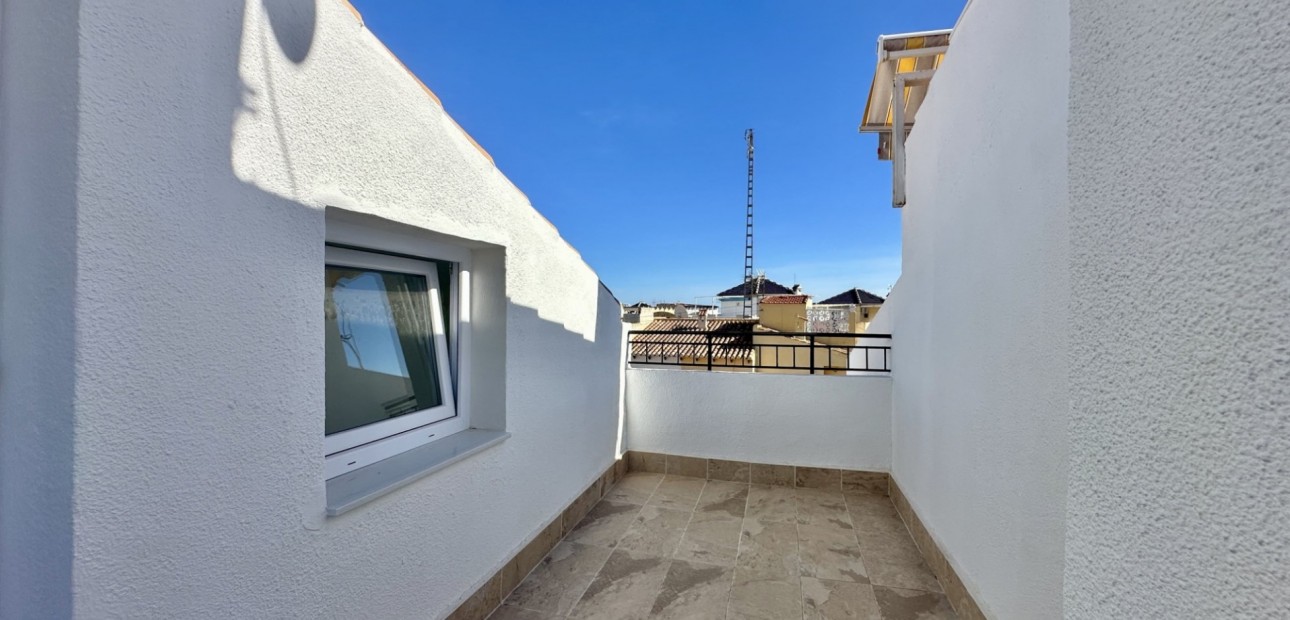 Sale - Townhouse -
Orihuela Costa - Los Balcones