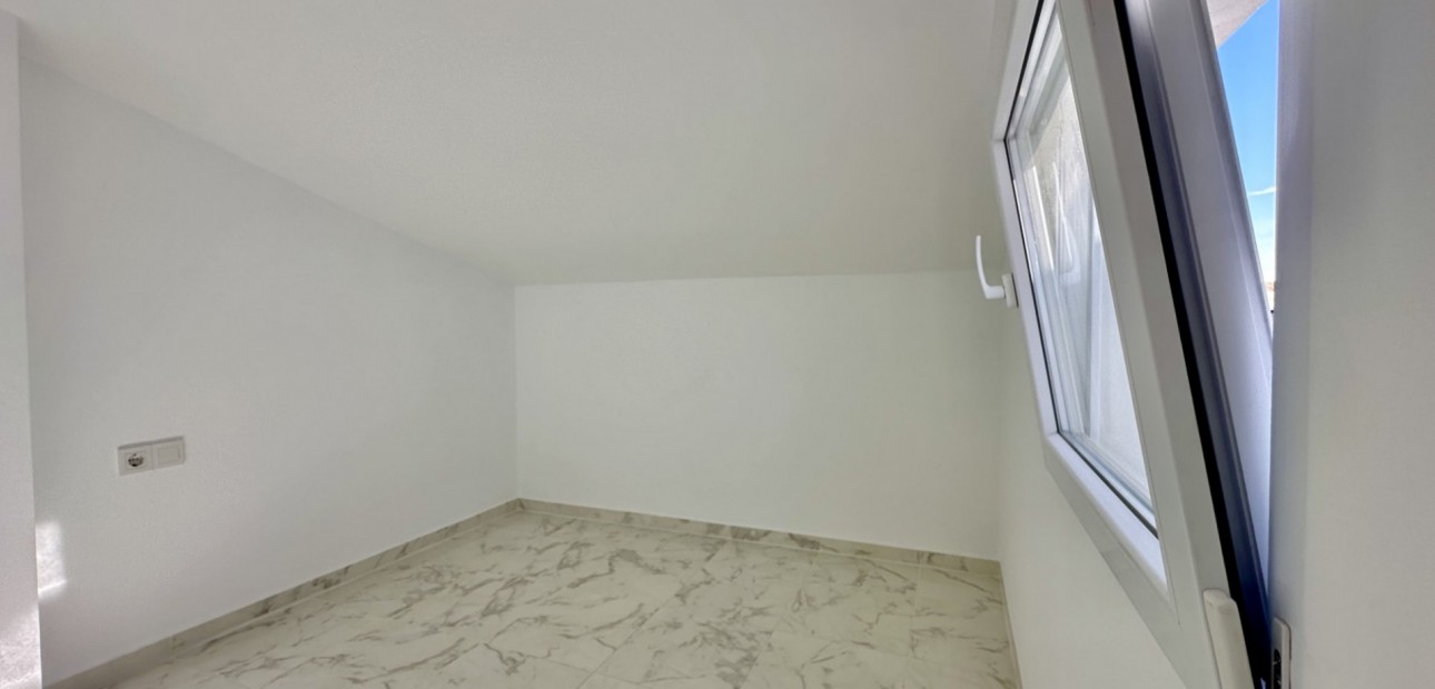 Sale - Townhouse -
Orihuela Costa - Los Balcones