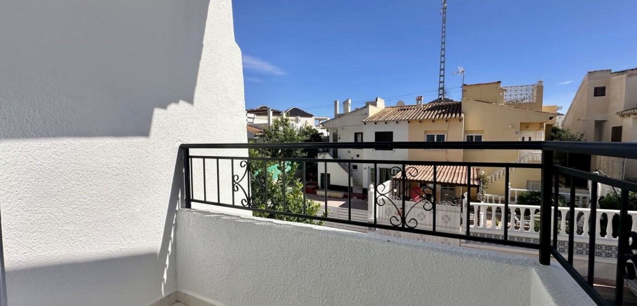 Sale - Townhouse -
Orihuela Costa - Los Balcones