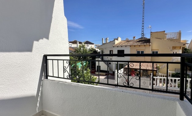Sale - Townhouse -
Orihuela Costa - Los Balcones