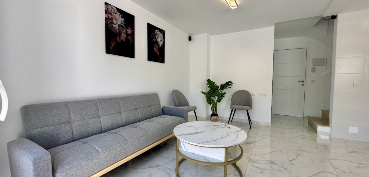 Sale - Townhouse -
Orihuela Costa - Los Balcones