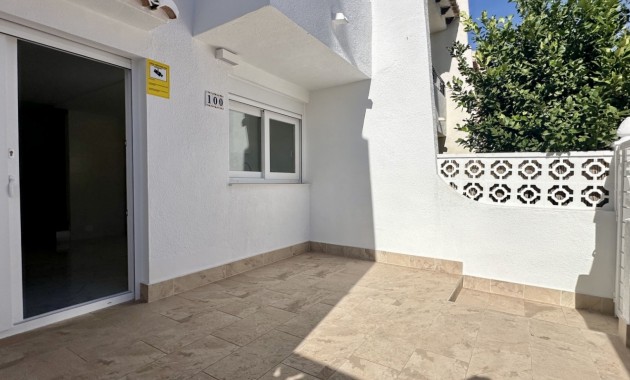 Sale - Townhouse -
Orihuela Costa - Los Balcones