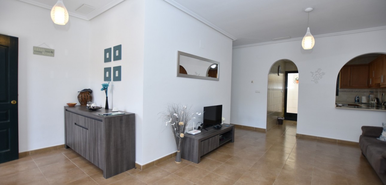 Sale - Apartment / flat -
Daya Vieja - Daya Vieja - Town