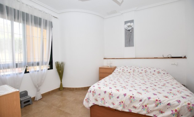 Sale - Apartment / flat -
Daya Vieja - Daya Vieja - Town
