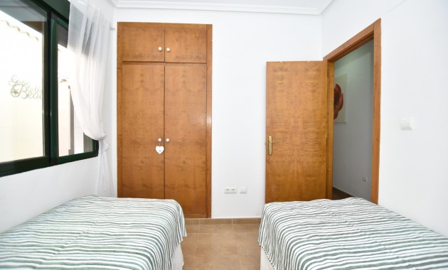 Sale - Apartment / flat -
Daya Vieja - Daya Vieja - Town