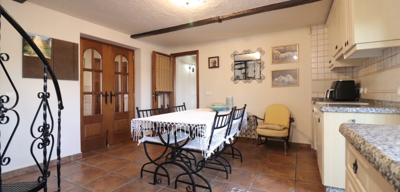 Venta - Country Property -
Albatera - Albatera - Country