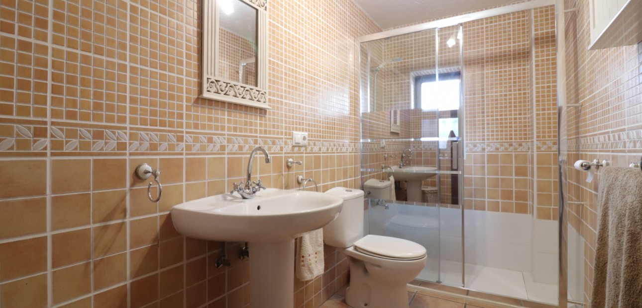 Venta - Country Property -
Albatera - Albatera - Country