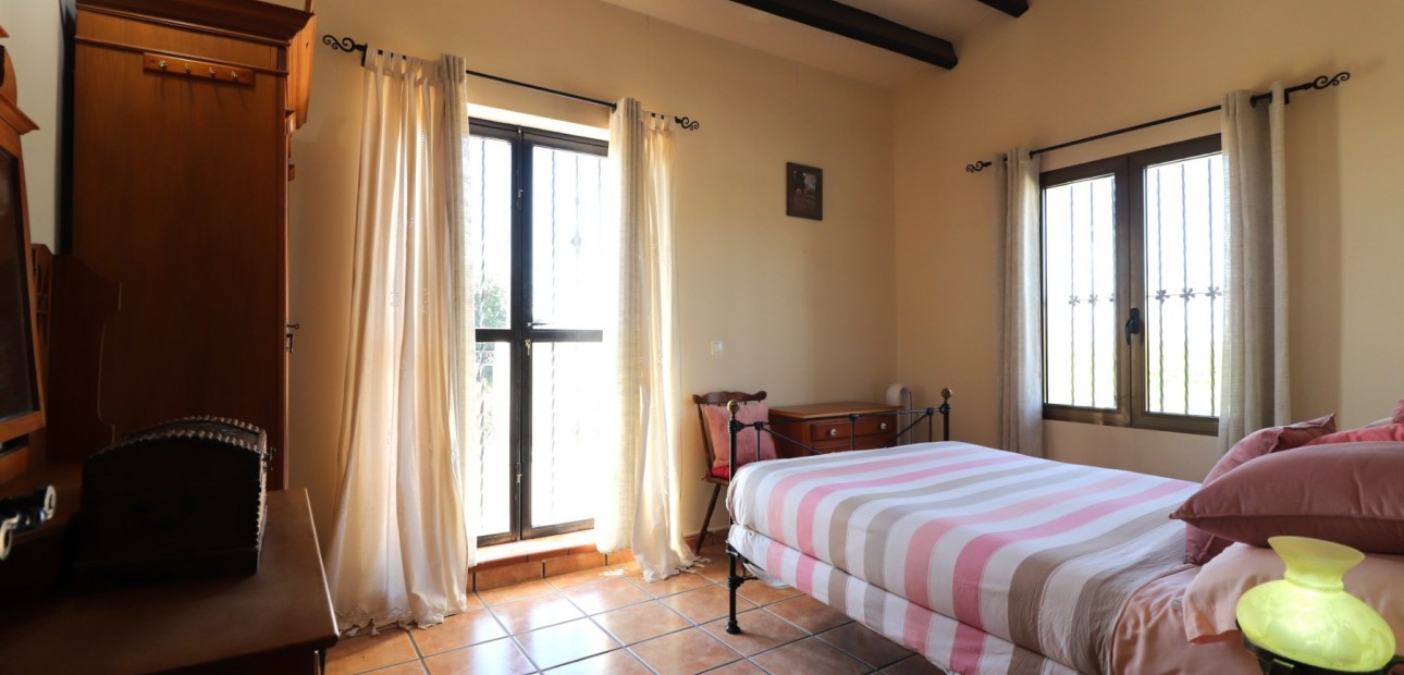 Venta - Country Property -
Albatera - Albatera - Country
