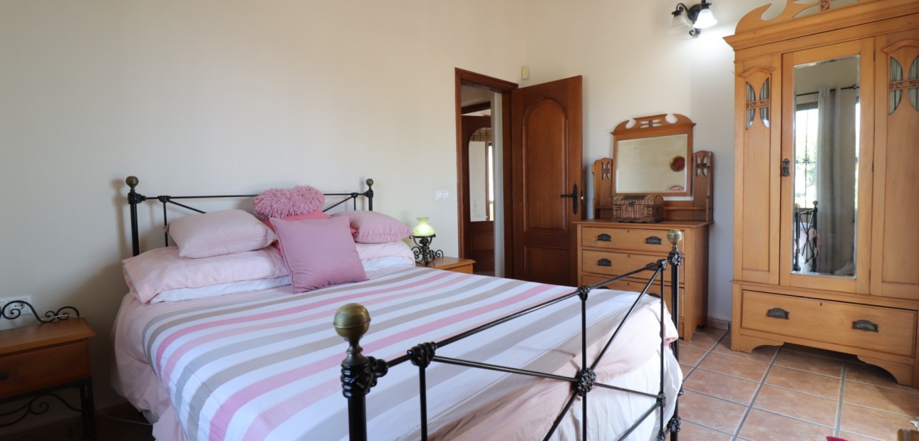 Venta - Country Property -
Albatera - Albatera - Country