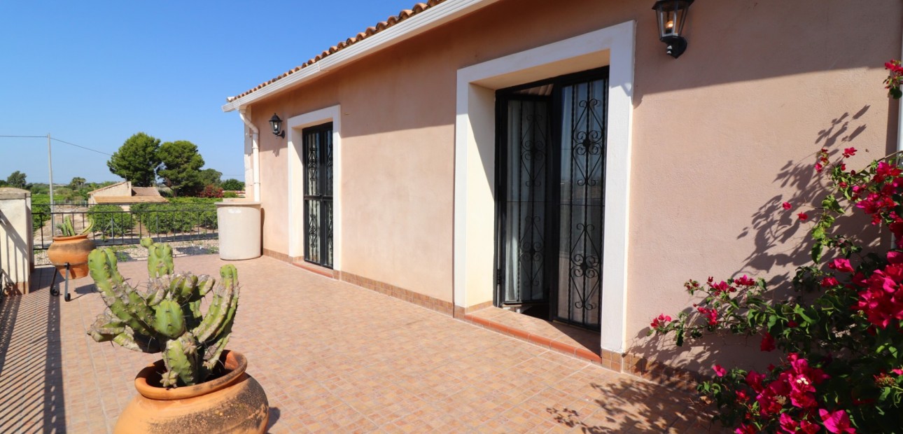 Venta - Country Property -
Albatera - Albatera - Country