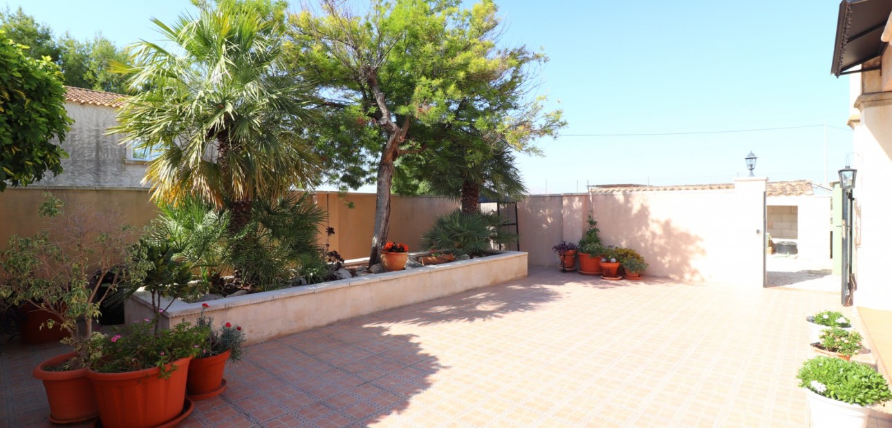 Venta - Country Property -
Albatera - Albatera - Country