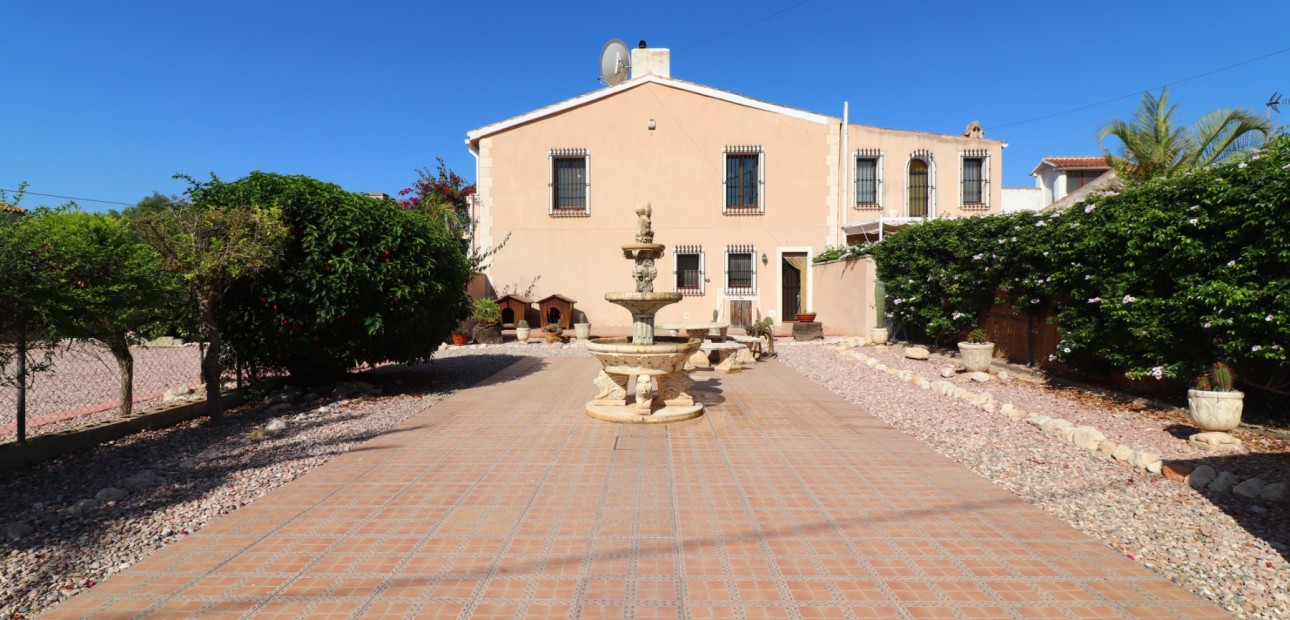 Venta - Country Property -
Albatera - Albatera - Country