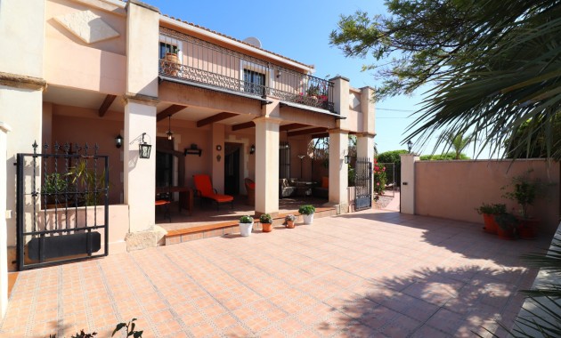 Venta - Country Property -
Albatera - Albatera - Country