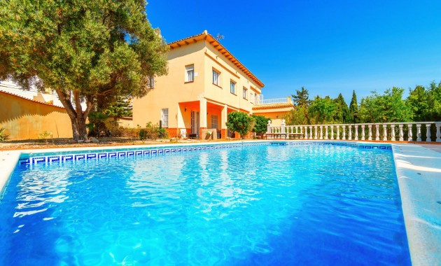 Venta - Villa -
Torrevieja - La Mata