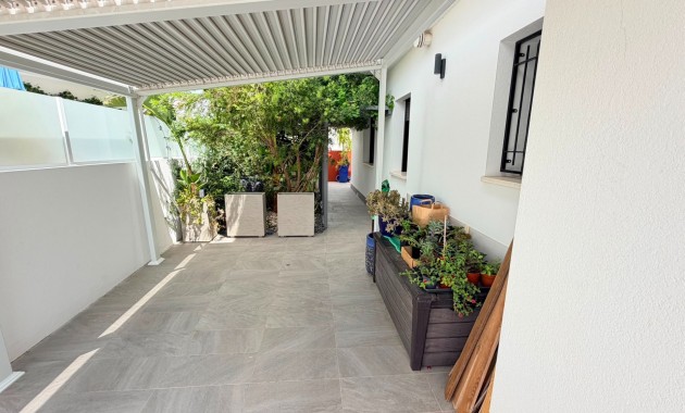 Venta - 4. House - Detached Villa -
Los Montesinos - La herrada