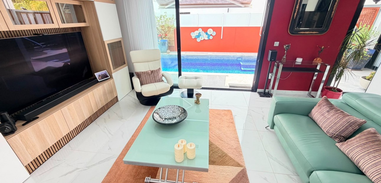 Venta - 4. House - Detached Villa -
Los Montesinos - La herrada