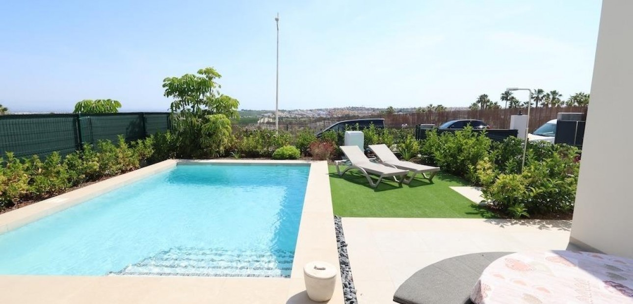 Herverkoop - Villa -
Algorfa - La Finca Golf Resort