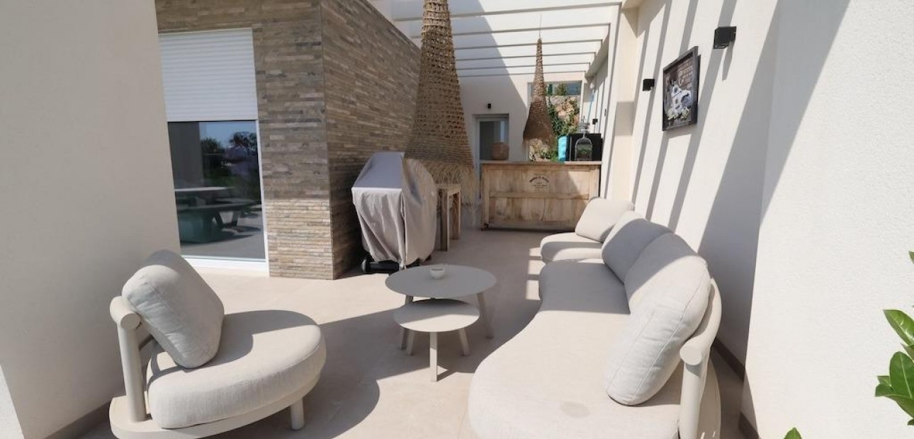 Herverkoop - Villa -
Algorfa - La Finca Golf Resort