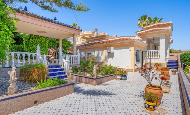 Venta - Detached Villa -
Ciudad Quesada - La Marquesa