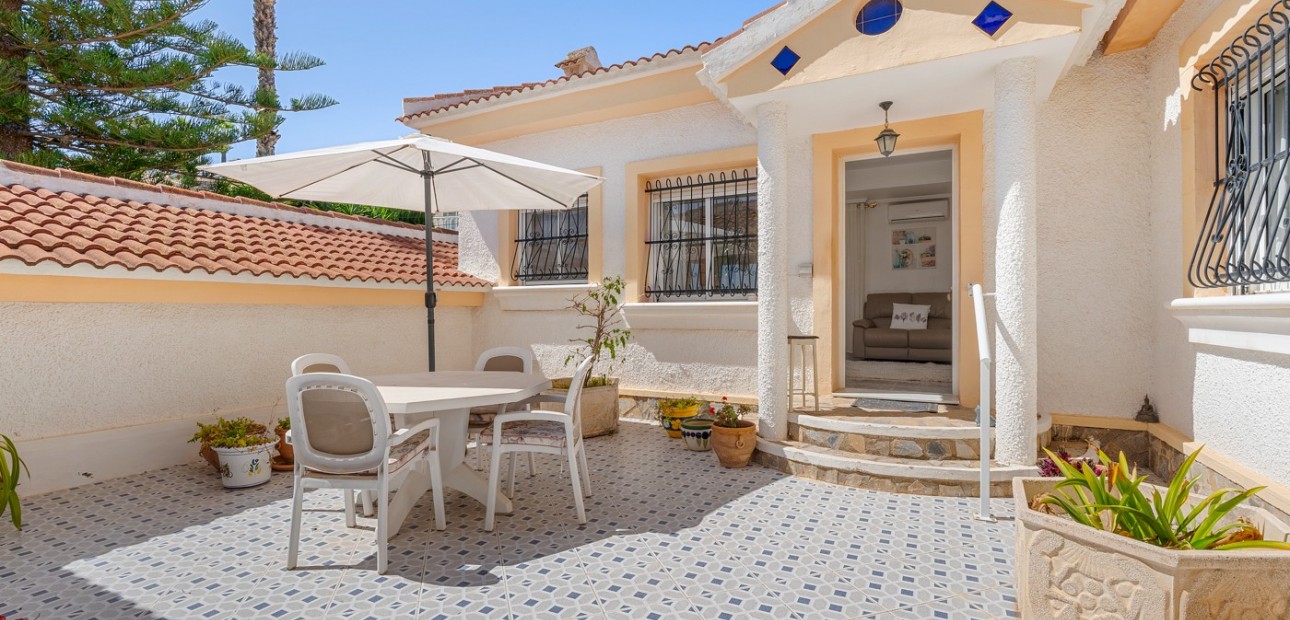 Venta - Detached Villa -
Ciudad Quesada - La Marquesa