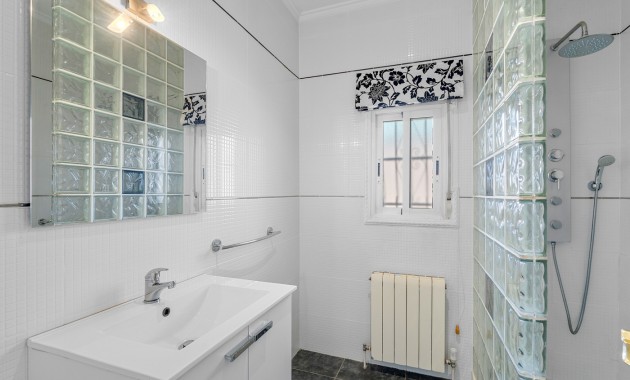 Venta - Detached Villa -
Ciudad Quesada - La Marquesa