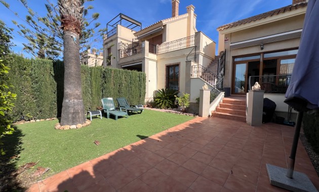 Venta - Bungalow -
Algorfa - La Finca Golf Resort