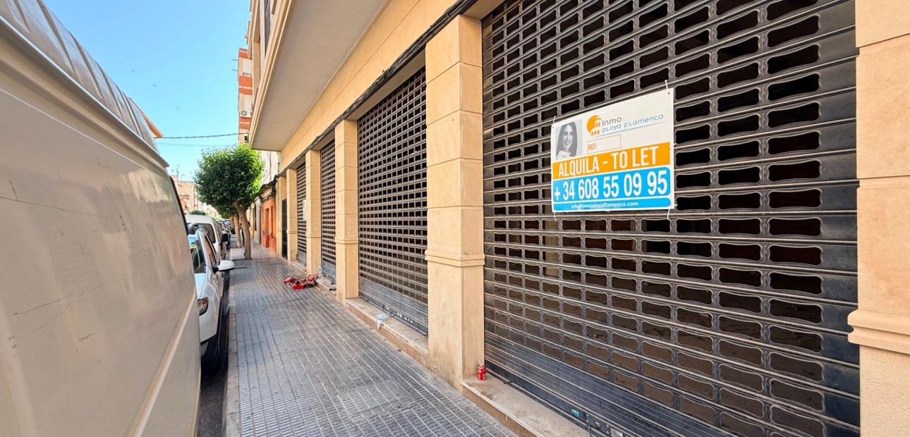 Venta - Commercial Unit -
Almoradí - Almoradí Centro
