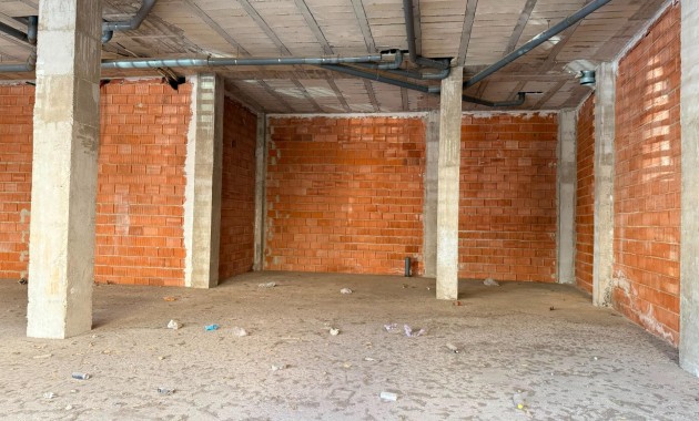Venta - Commercial Unit -
Almoradí - Almoradí Centro