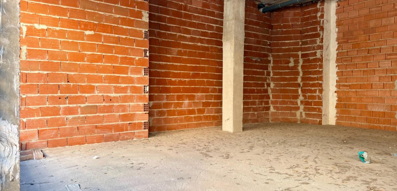 Venta - Commercial Unit -
Almoradí - Almoradí Centro