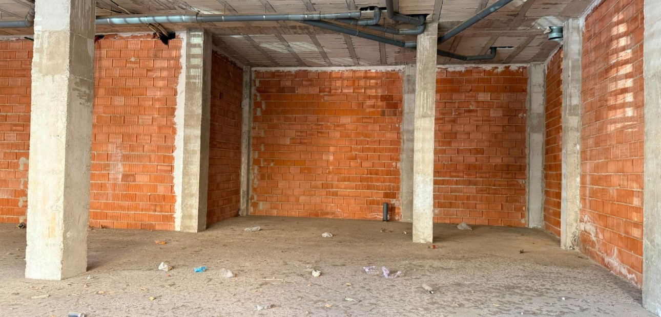 New Build - Business -
Almoradí - Almoradí Centro