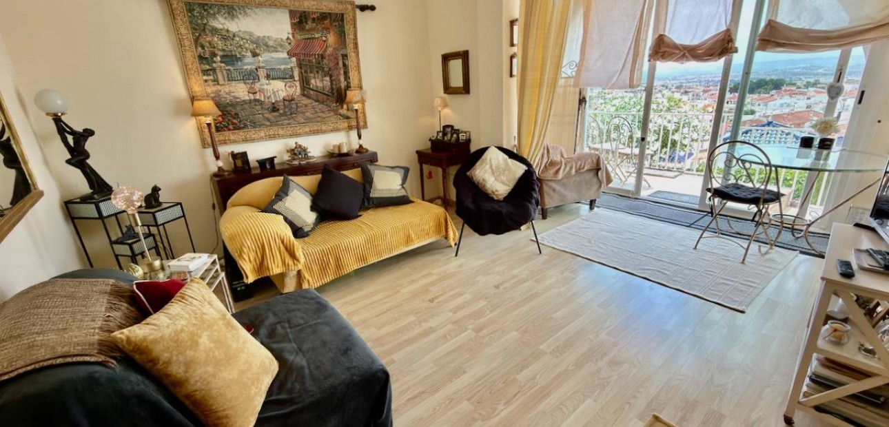 Herverkoop - Appartement / flat -
Ciudad Quesada