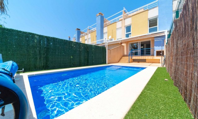 Venta - Terraced house -
Orihuela Costa - Campoamor