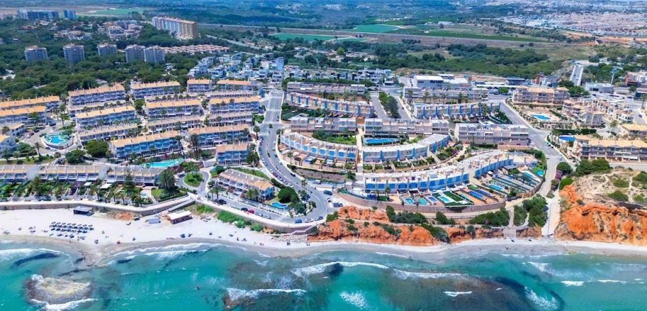 Venta - Terraced house -
Orihuela Costa - Campoamor