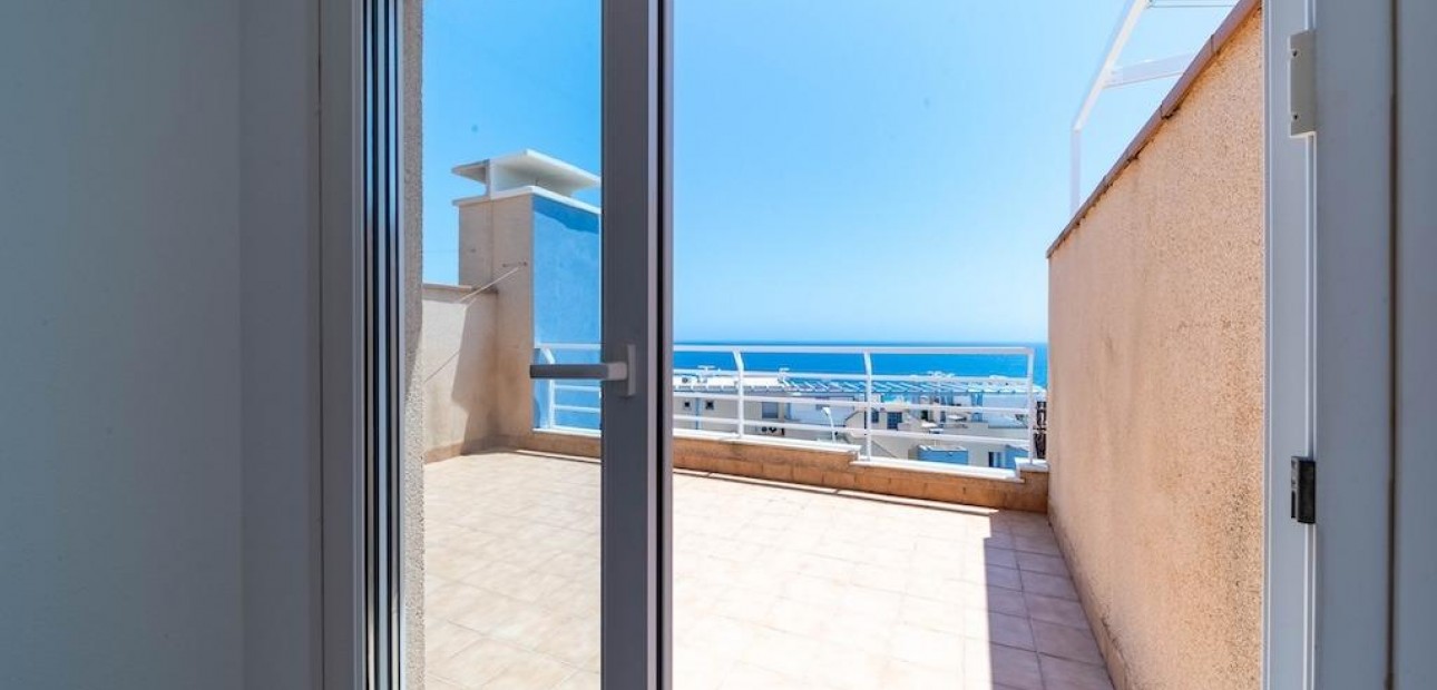 Venta - Terraced house -
Orihuela Costa - Campoamor