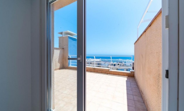Venta - Terraced house -
Orihuela Costa - Campoamor