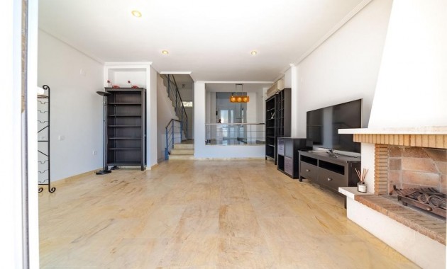 Venta - Terraced house -
Orihuela Costa - Campoamor