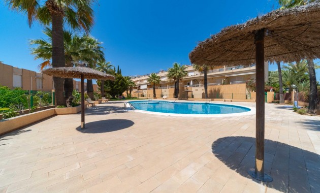 Venta - Terraced house -
Orihuela Costa - Campoamor