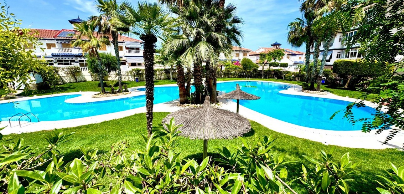 Venta - Duplex -
Torrevieja - Cañada del Molino