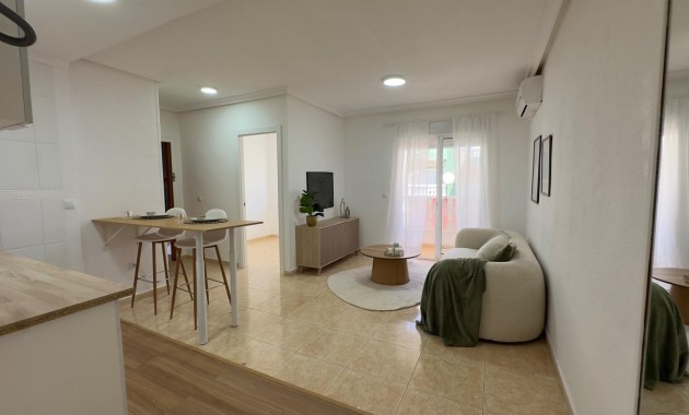Sale - Apartment / flat -
Torrevieja - Estacion de autobuses