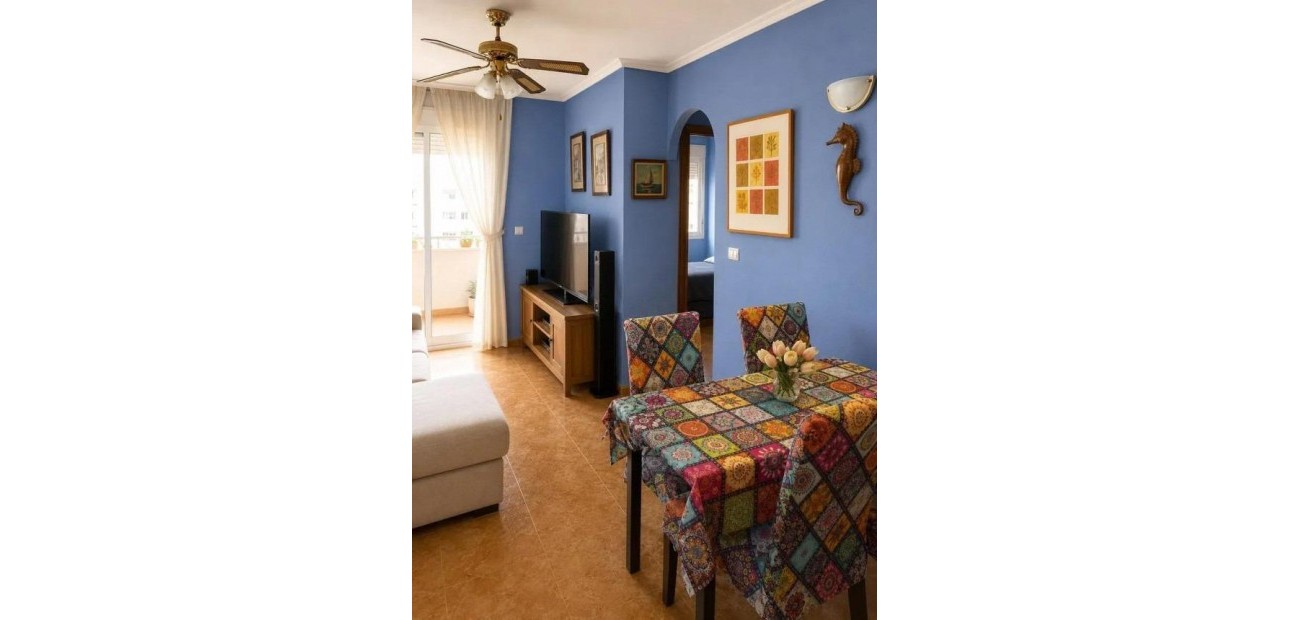 Sale - Apartment / flat -
Torrevieja - Playa de los locos