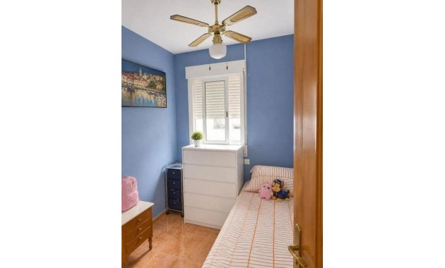Sale - Apartment / flat -
Torrevieja - Playa de los locos