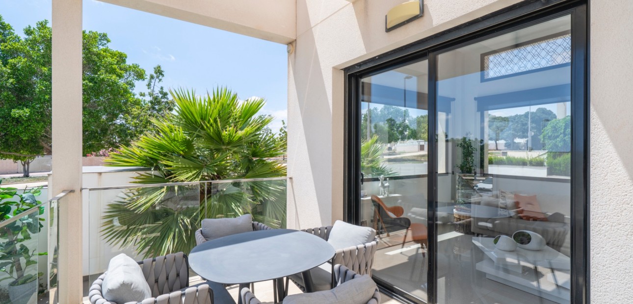 Venta - Detached Villa -
Ciudad Quesada - La Laguna